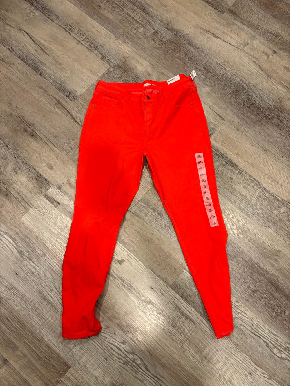 Old Navy Women's Skinny Jeans in Bright Red